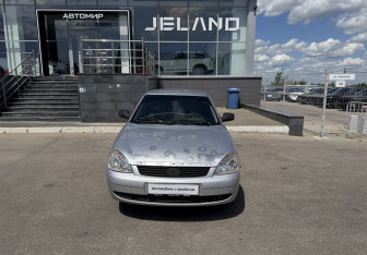 Подержанный автомобиль LADA (ВАЗ) Priora Hatchback 2009 года (2 фото)