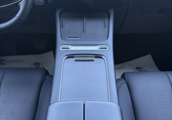 Подержанный автомобиль Omoda C7 2025 года (11 фото)