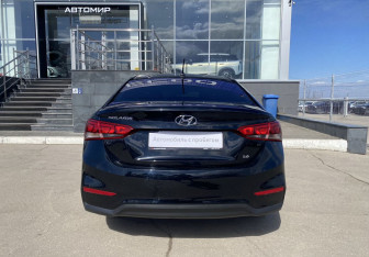 Подержанный автомобиль Hyundai Solaris Sedan 2017 года (6 фото)