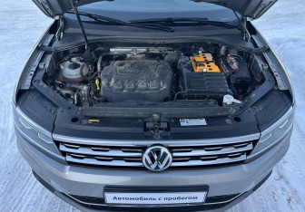 Подержанный автомобиль Volkswagen Tiguan 2017 года (13 фото)