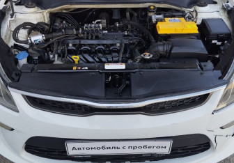 Подержанный автомобиль Kia Rio Sedan 2019 года (13 фото)
