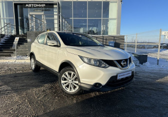 Подержанный автомобиль Nissan Qashqai 2018 года (3 фото)