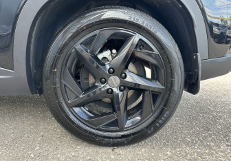 Подержанный автомобиль Omoda C5 2023 года (14 фото)