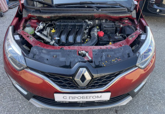 Подержанный автомобиль Renault Kaptur 2020 года (13 фото)