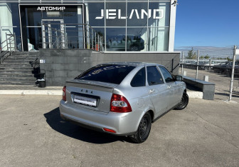 Подержанный автомобиль LADA (ВАЗ) Priora Hatchback 2009 года (5 фото)