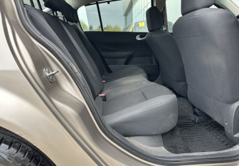 Подержанный автомобиль Renault Megane Sedan 2008 года (12 фото)