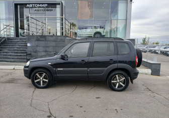 Подержанный автомобиль Chevrolet Niva 2016 года (8 фото)
