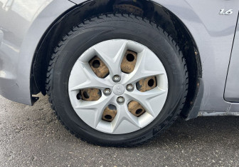 Подержанный автомобиль Hyundai Solaris Sedan 2014 года (14 фото)