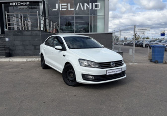 Подержанный автомобиль Volkswagen Polo Sedan 2018 года (3 фото)