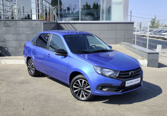 Подержанный автомобиль LADA (ВАЗ) Granta Sedan 2021 года (3 фото)