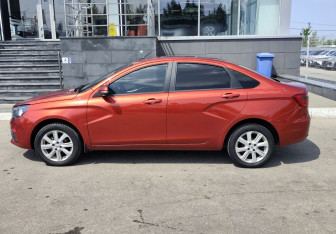 Подержанный автомобиль LADA (ВАЗ) Vesta Sedan 2018 года (8 фото)