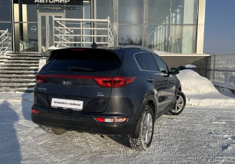 Подержанный автомобиль Kia Sportage 2017 года (5 фото)