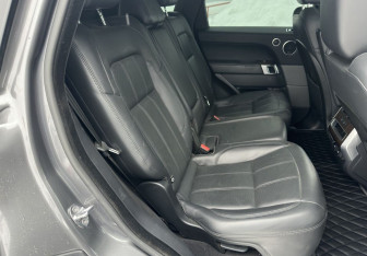 Подержанный автомобиль Land Rover Range Rover Sport 2018 года (12 фото)