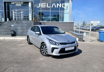 Подержанный автомобиль Kia Rio Sedan 2017 года (3 фото)