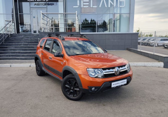 Подержанный автомобиль Renault Duster 2018 года (3 фото)