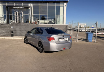 Подержанный автомобиль Subaru Impreza Sedan 2012 года (7 фото)