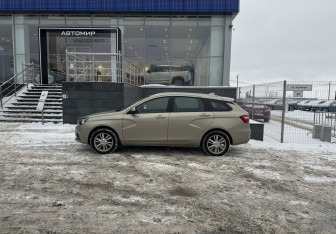 Подержанный автомобиль LADA (ВАЗ) Vesta Wagon 2019 года (8 фото)