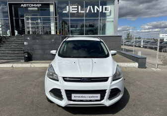 Подержанный автомобиль Ford Kuga 2016 года (2 фото)