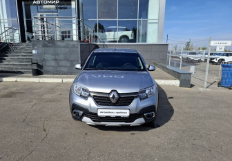 Подержанный автомобиль Renault Logan Sedan 2020 года (2 фото)
