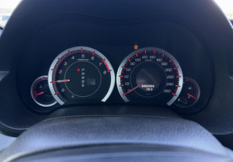 Подержанный автомобиль Honda Accord Sedan 2011 года (9 фото)
