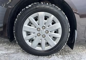 Подержанный автомобиль Chevrolet Cruze Sedan 2014 года (14 фото)