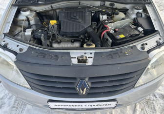 Подержанный автомобиль Renault Logan Sedan 2014 года (13 фото)