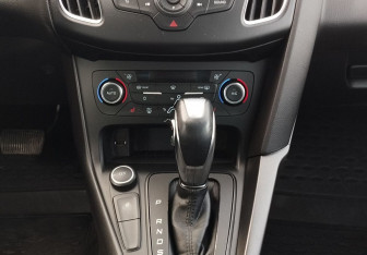 Подержанный автомобиль Ford Focus Sedan 2017 года (11 фото)