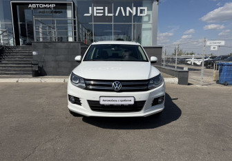 Подержанный автомобиль Volkswagen Tiguan 2015 года (2 фото)