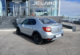 Подержанный автомобиль Renault Logan Sedan 2021 года (7 фото)