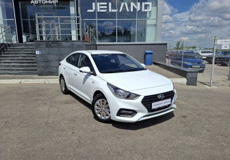 Подержанный автомобиль Hyundai Solaris Sedan 2017 года (3 фото)