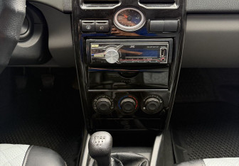 Подержанный автомобиль LADA (ВАЗ) Priora Sedan 2008 года (11 фото)
