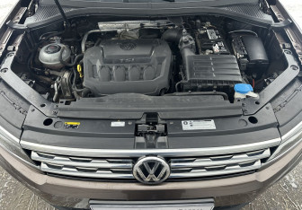Подержанный автомобиль Volkswagen Tiguan 2017 года (13 фото)