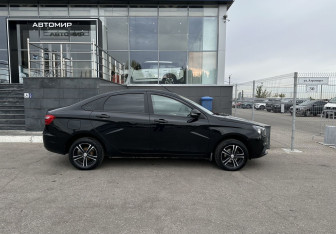 Подержанный автомобиль LADA (ВАЗ) Vesta Sedan 2021 года (4 фото)