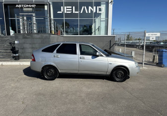 Подержанный автомобиль LADA (ВАЗ) Priora Hatchback 2009 года (4 фото)