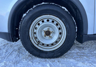 Подержанный автомобиль Mitsubishi Outlander 2012 года (14 фото)