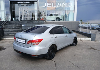 Подержанный автомобиль Nissan Almera Sedan 2014 года (5 фото)