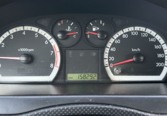 Подержанный автомобиль Chevrolet Aveo Sedan 2007 года (9 фото)