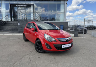 Подержанный автомобиль Opel Corsa 2011 года (3 фото)
