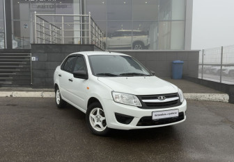 Подержанный автомобиль LADA (ВАЗ) Granta Sedan 2016 года (3 фото)