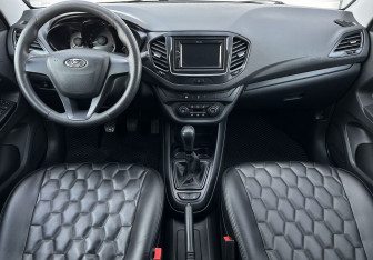 Подержанный автомобиль LADA (ВАЗ) Vesta Sedan 2019 года (10 фото)