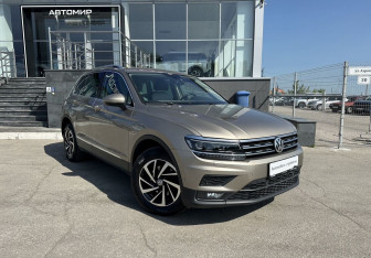 Подержанный автомобиль Volkswagen Tiguan 2018 года (3 фото)