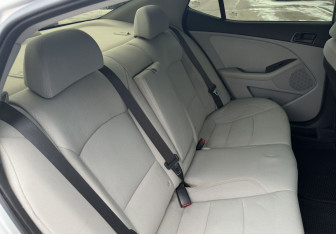 Подержанный автомобиль Kia Optima Sedan 2014 года (12 фото)