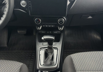 Подержанный автомобиль Kia Rio Hatchback 2019 года (11 фото)