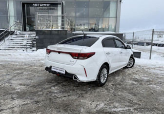 Подержанный автомобиль Kia Rio Sedan 2021 года (5 фото)