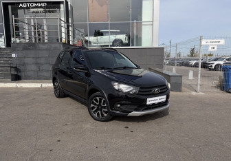 Подержанный автомобиль LADA (ВАЗ) Granta Wagon 2023 года (3 фото)