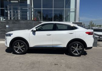 Подержанный автомобиль Haval F7x 2021 года (8 фото)