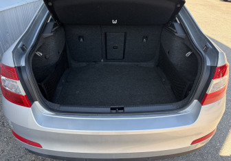 Подержанный автомобиль Skoda Octavia Liftback 2014 года (13 фото)