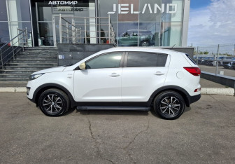 Подержанный автомобиль Kia Sportage 2014 года (8 фото)