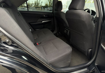 Подержанный автомобиль Toyota Camry Sedan 2015 года (12 фото)