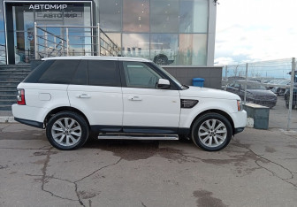 Подержанный автомобиль Land Rover Range Rover Sport 2013 года (4 фото)